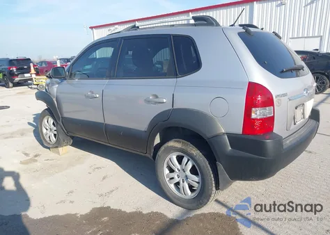 2006 Hyundai Tucson Gls/Limited from USA, damaged, VIN KM8JN72D86U370544
